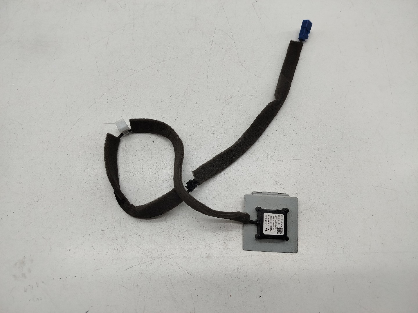 Antena de GPS NISSAN MICRA V (K14) | 16 - 