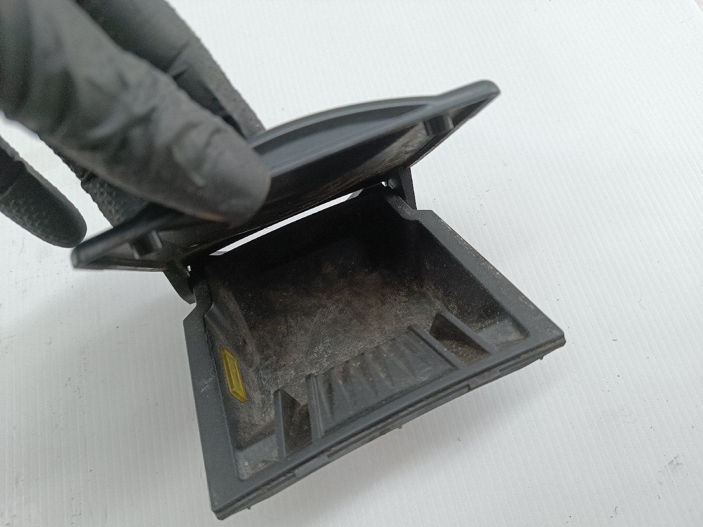 Cinzeiro CITROEN C4 Coupé (LA_) | 04 - 13 Imagem-3