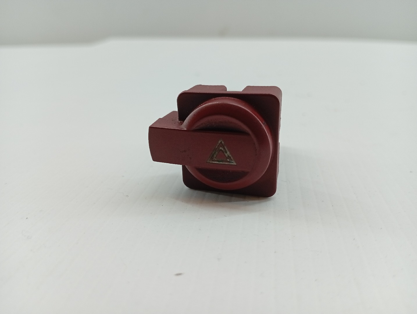 Botão dos 4 piscas CITROEN C4 Coupé (LA_) | 04 - 13