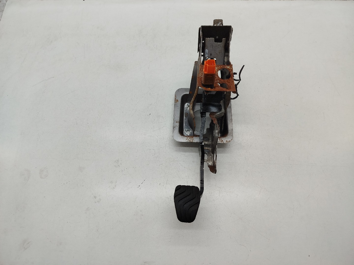 Pedal de travão NISSAN MICRA V (K14) | 16 - 