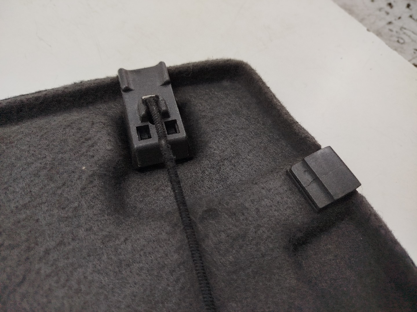 Cortina / Tampo da Mala OPEL CORSA B (S93) | 93 - 02 Imagem-3