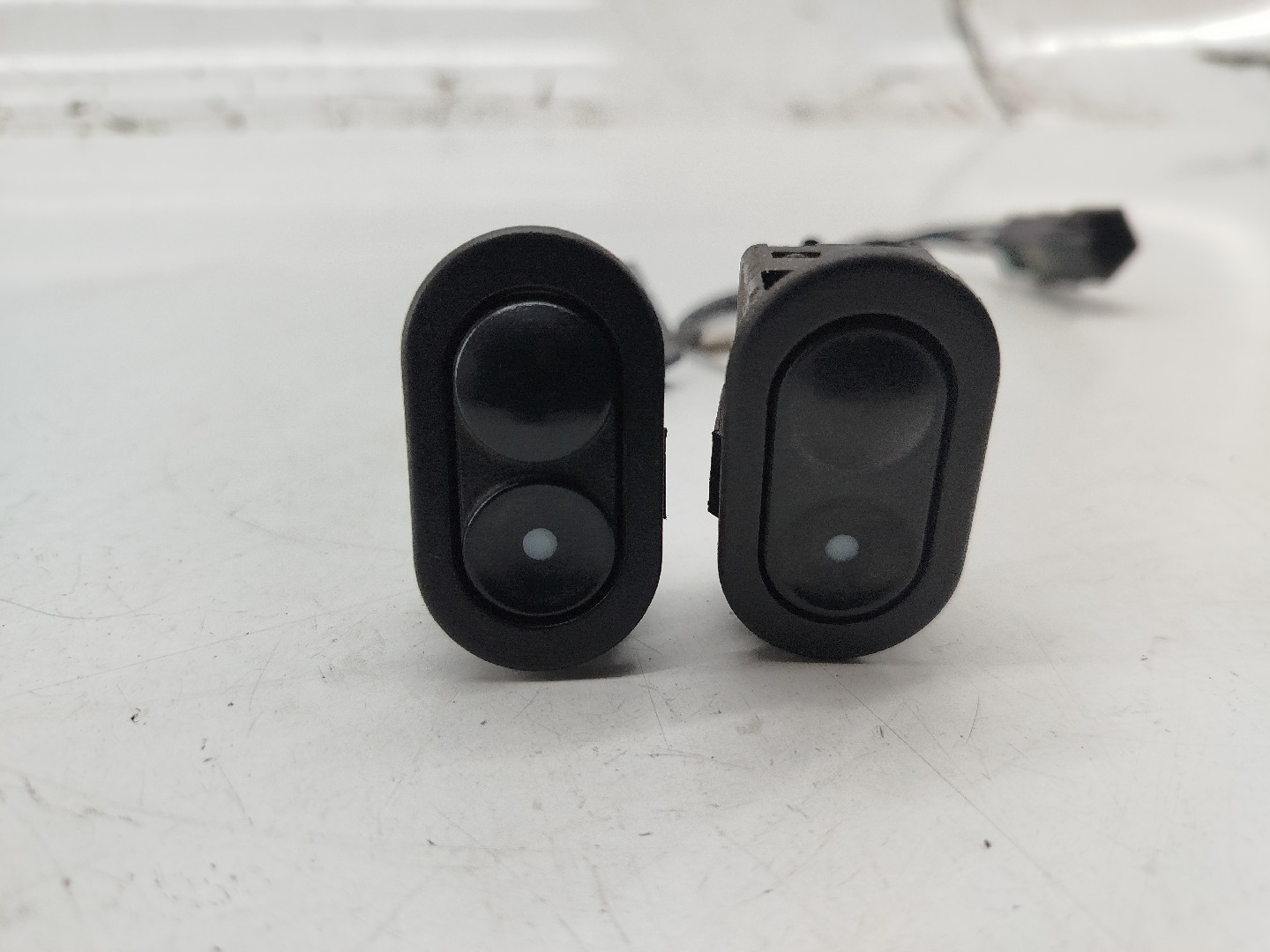 Comutador de vidros OPEL CORSA B (S93) | 93 - 02