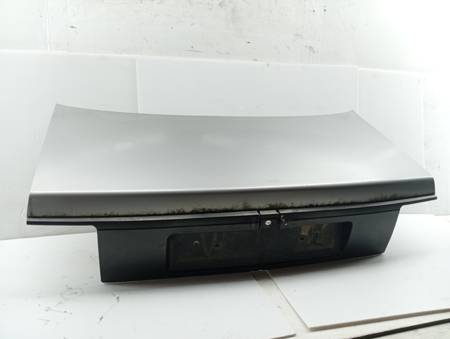 Porta de mala VOLKSWAGEN JETTA II (19E, 1G2, 165) | 83 - 92 Imagem-1