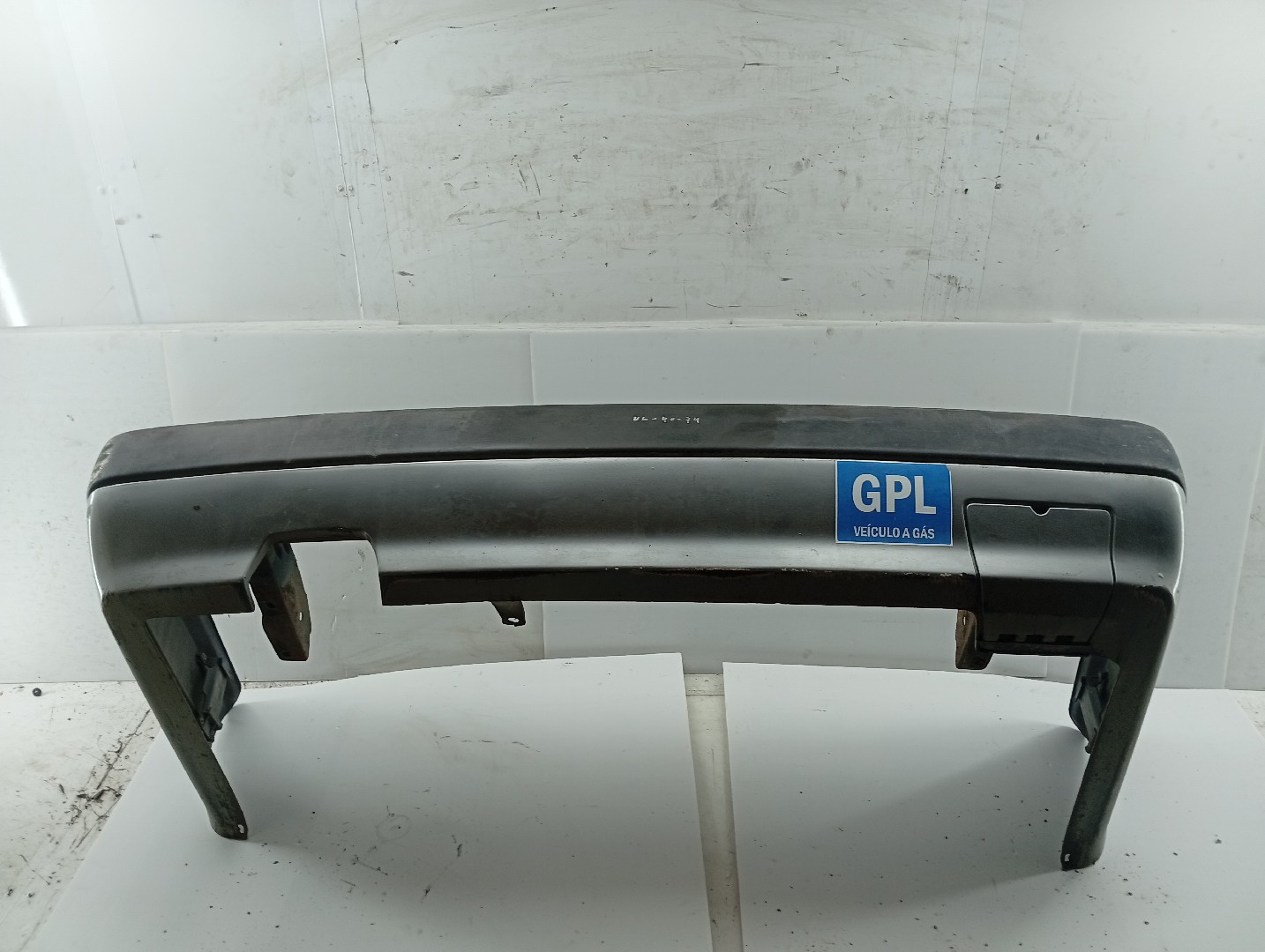 Para Choques Traseiro VOLKSWAGEN JETTA II (19E, 1G2, 165) | 83 - 92 Imagem-3