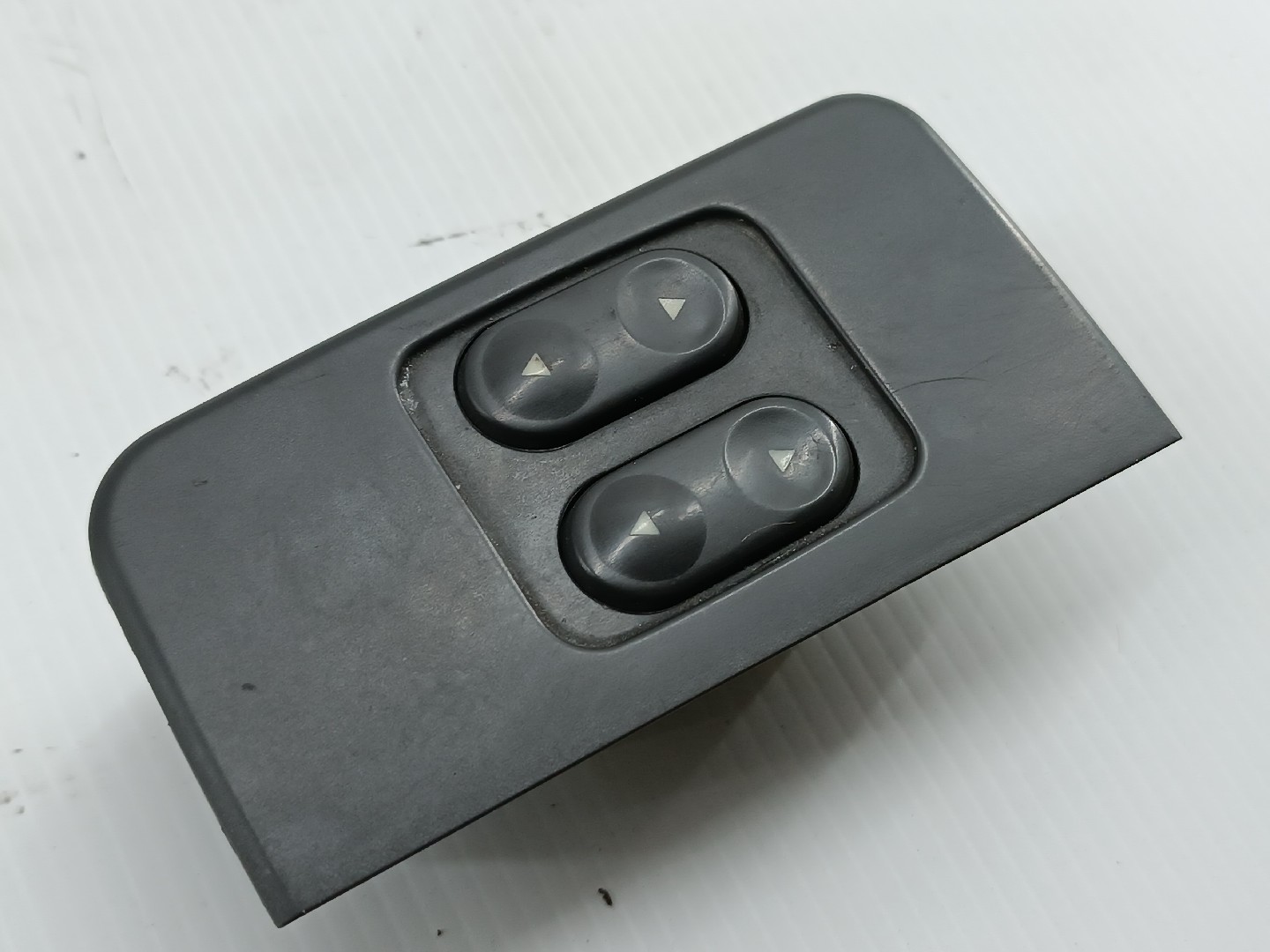 Comutador de vidro frente esquerdo FIAT PUNTO (176_) | 93 - 99 Imagem-2