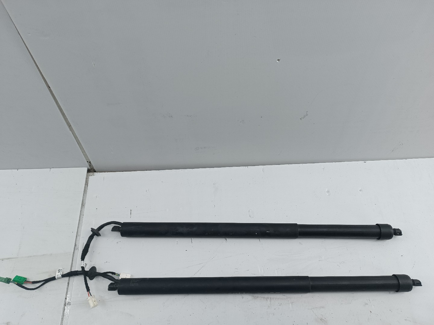 Amortecedores de mala esq. / Dir. PEUGEOT 5008 II | 16 -  Imagem-3