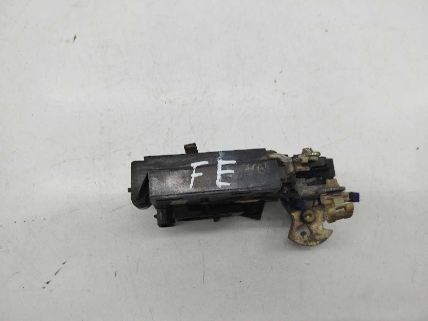 Fecho da Porta Frente Esquerdo DAEWOO LANOS (KLAT) | 97 -  Imagem-1