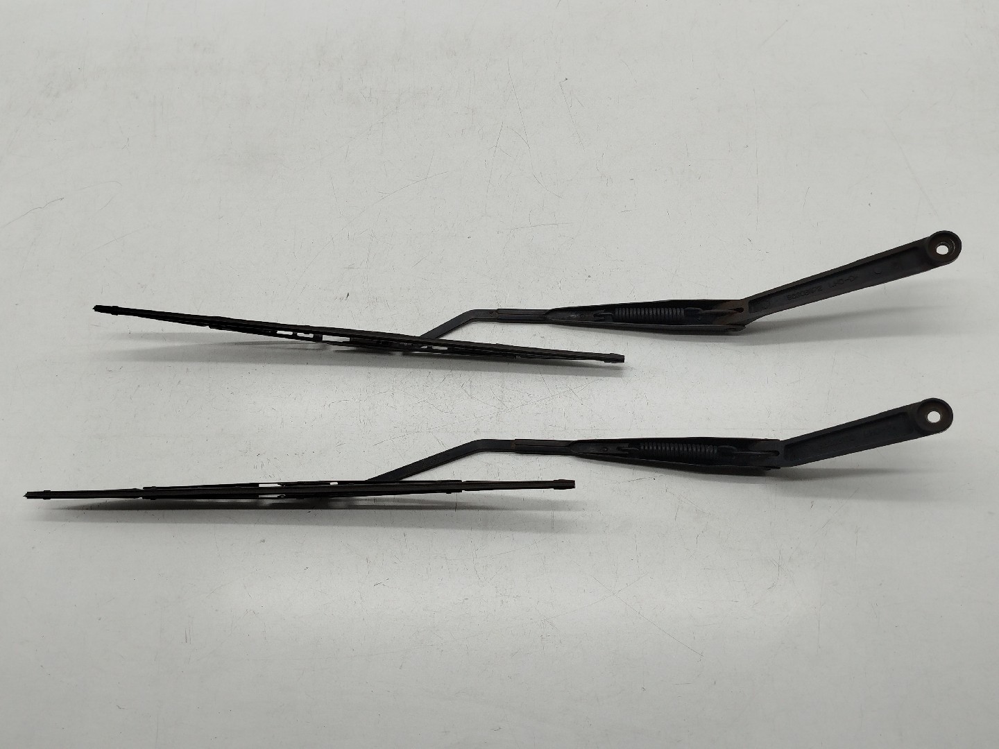 Braços das escovas frente DAEWOO LANOS (KLAT) | 97 -  Imagem-4