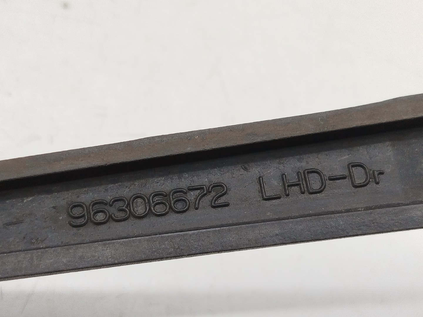 Braços das escovas frente DAEWOO LANOS (KLAT) | 97 -  Imagem-3