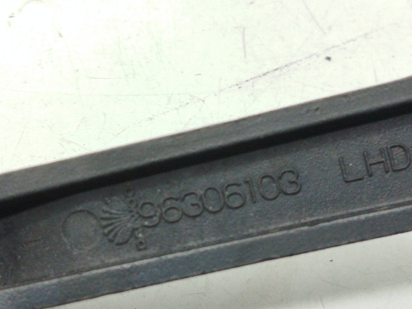 Braços das escovas frente DAEWOO LANOS (KLAT) | 97 -  Imagem-2