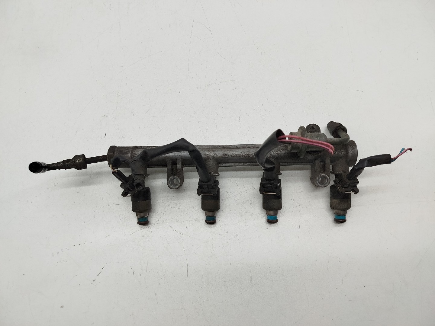 Regua de injeção DAEWOO LANOS (KLAT) | 97 - 