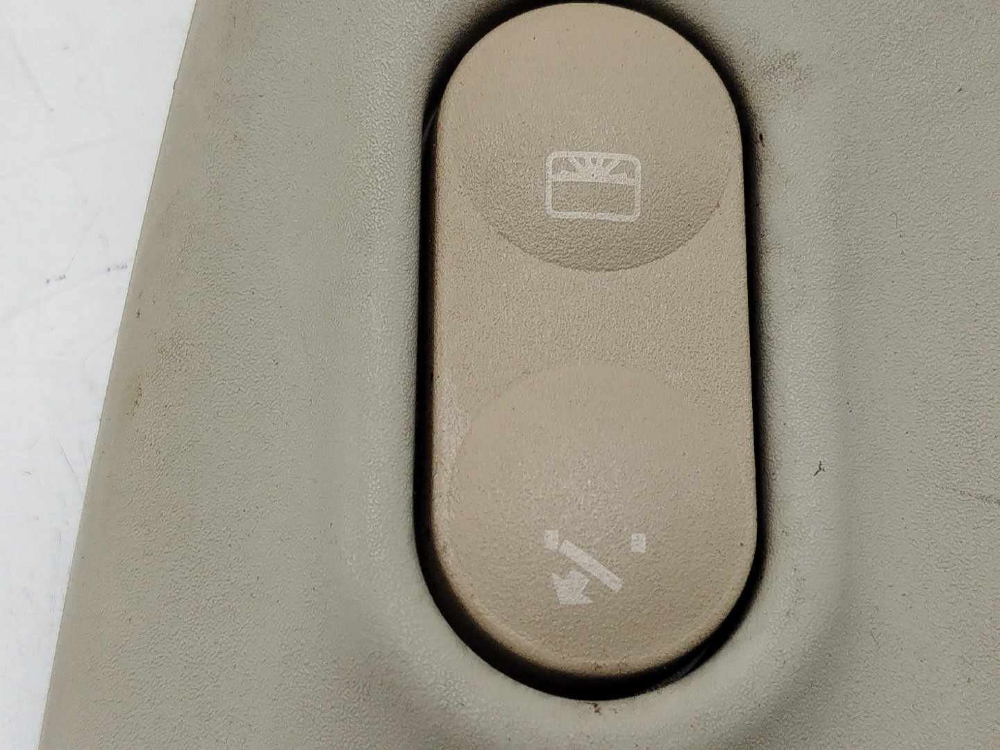 Plafonier com comutador de tejadilho OPEL ASTRA G CLASSIC Caravan (F35) | 04 - 09 Imagem-1