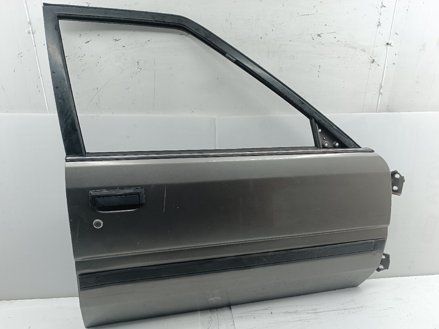 Porta Frente Direita NISSAN BLUEBIRD (T72 , T12, U12) | 85 - 90