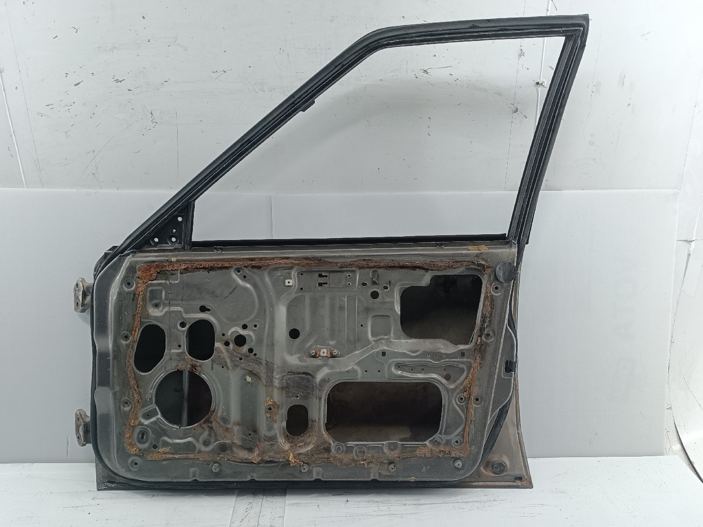 Porta Frente Direita NISSAN BLUEBIRD (T72 , T12, U12) | 85 - 90 Imagem-6