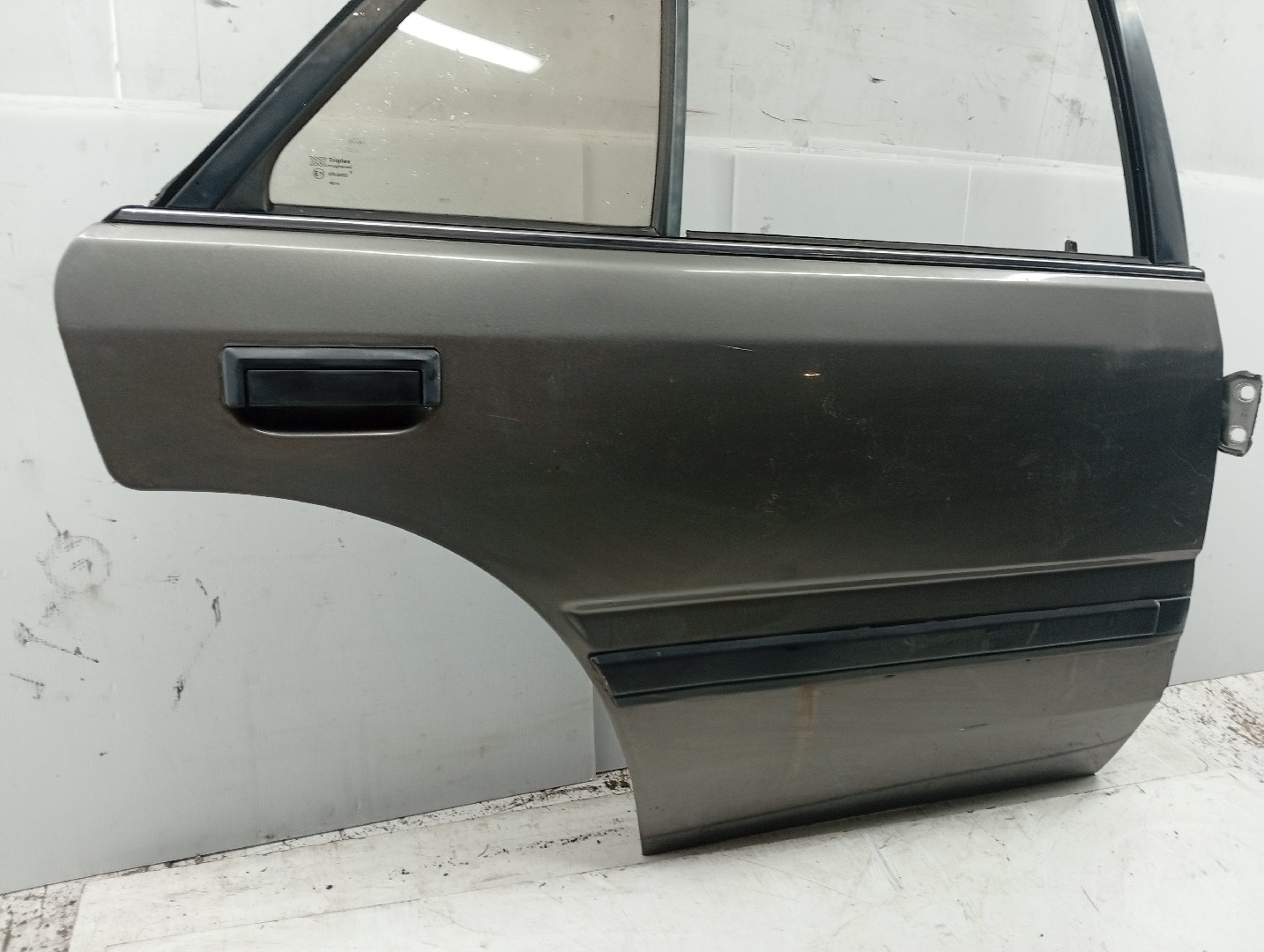 Porta Traseira Direita NISSAN BLUEBIRD (T72 , T12, U12) | 85 - 90 Imagem-4