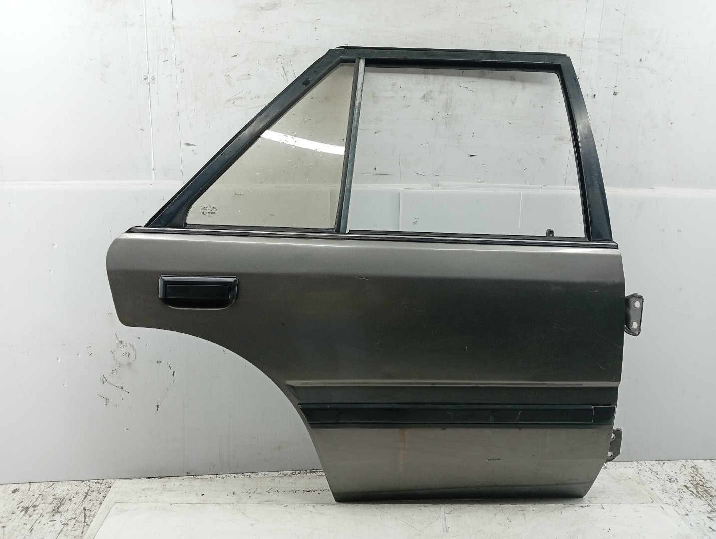 Porta Traseira Direita NISSAN BLUEBIRD (T72 , T12, U12) | 85 - 90 Imagem-2