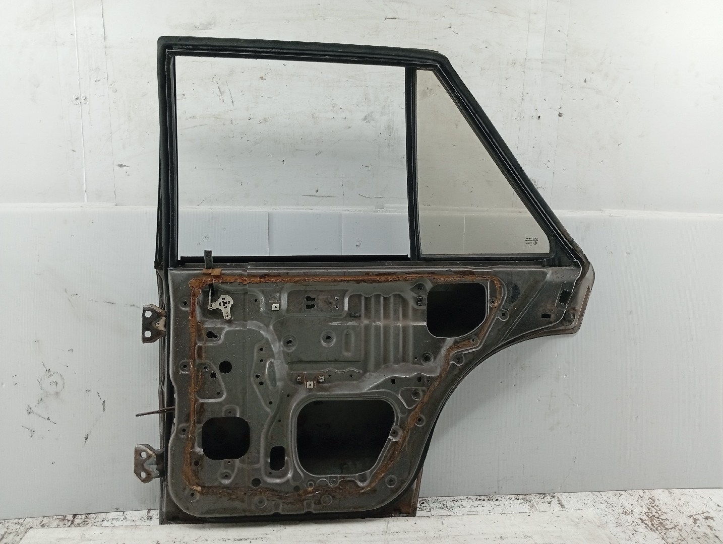Porta Traseira Direita NISSAN BLUEBIRD (T72 , T12, U12) | 85 - 90 Imagem-5