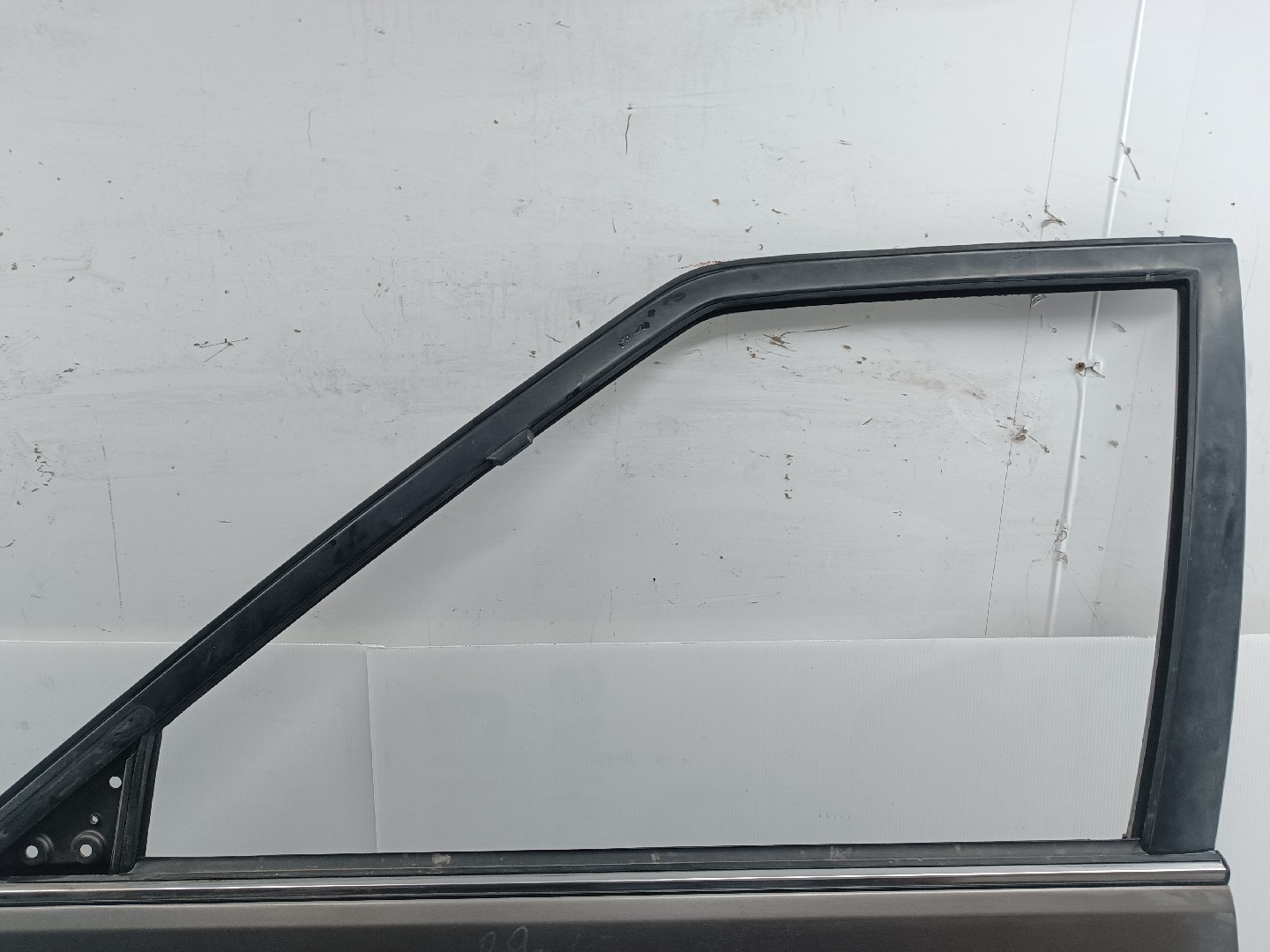 Porta Frente Esquerda NISSAN BLUEBIRD (T72 , T12, U12) | 85 - 90 Imagem-1