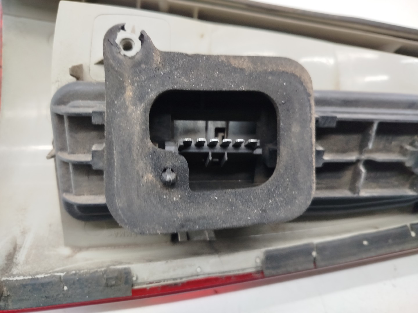 Farolim Stop Esquerdo OPEL ASTRA G CLASSIC Caravan (F35) | 04 - 09 Imagem-2