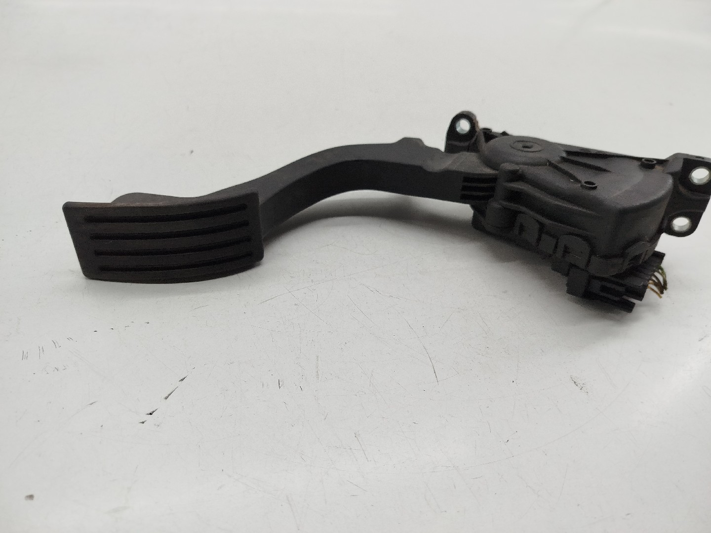 Pedal acelerador FORD FOCUS II (DA_, HCP, DP) | 04 - 13