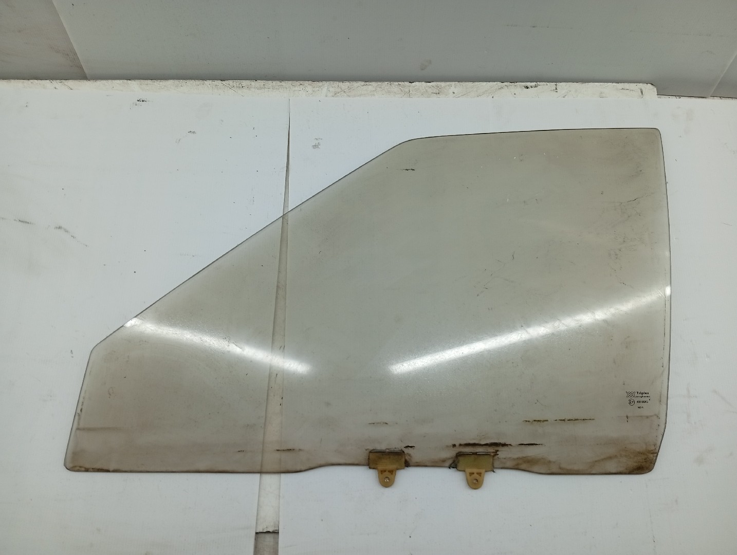 Vidro de Porta Frente Esquerdo NISSAN BLUEBIRD (T72 , T12, U12) | 85 - 90 Imagem-1