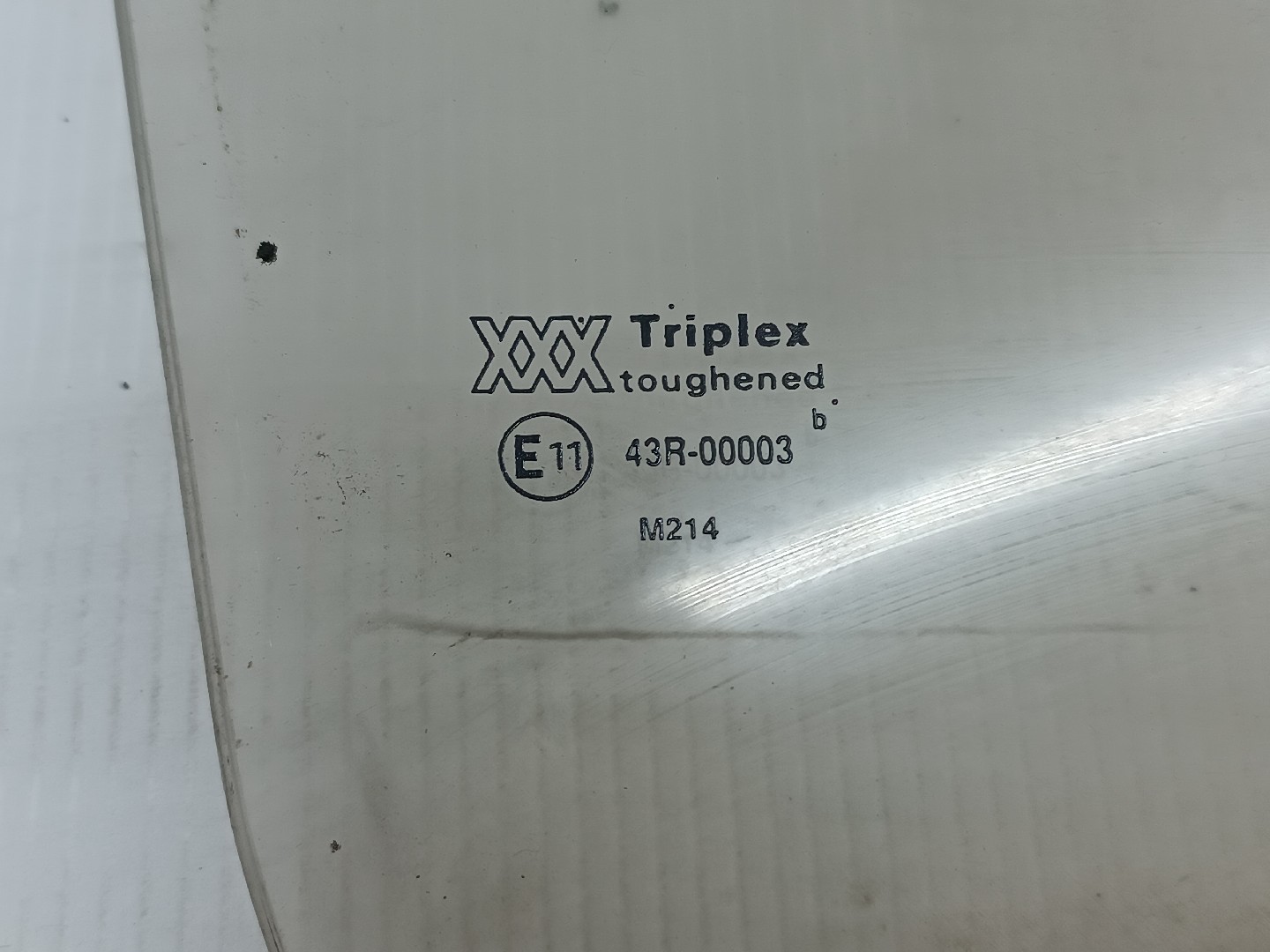 Vidro Porta Frente Direito NISSAN BLUEBIRD (T72 , T12, U12) | 85 - 90 Imagem-1