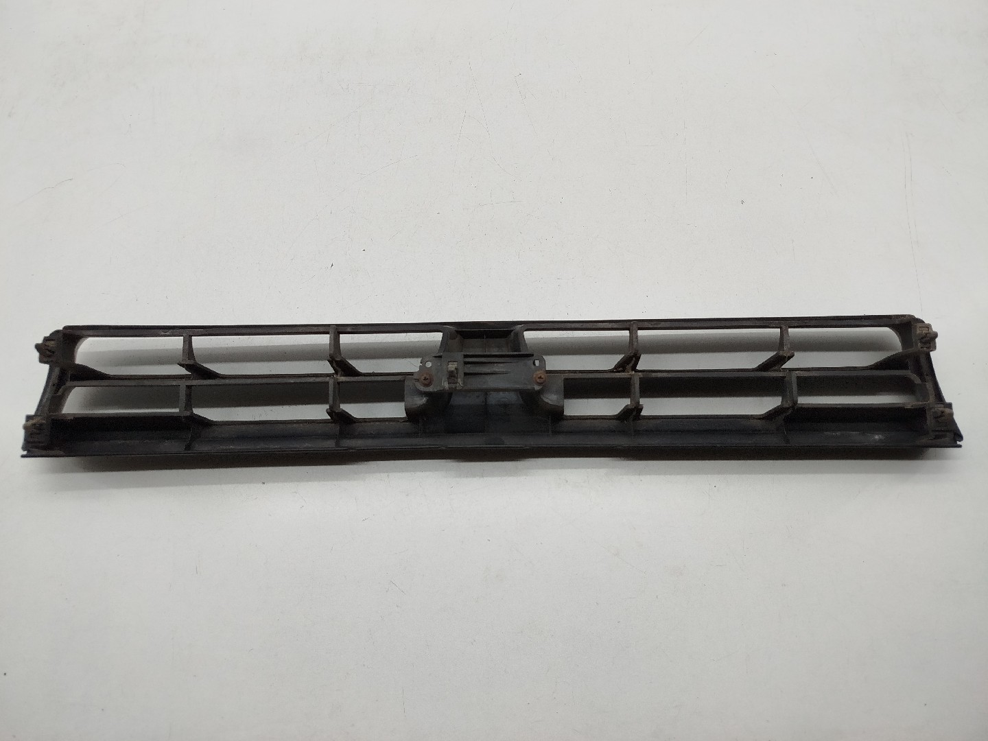 Grelha da Frente NISSAN BLUEBIRD (T72 , T12, U12) | 85 - 90 Imagem-3