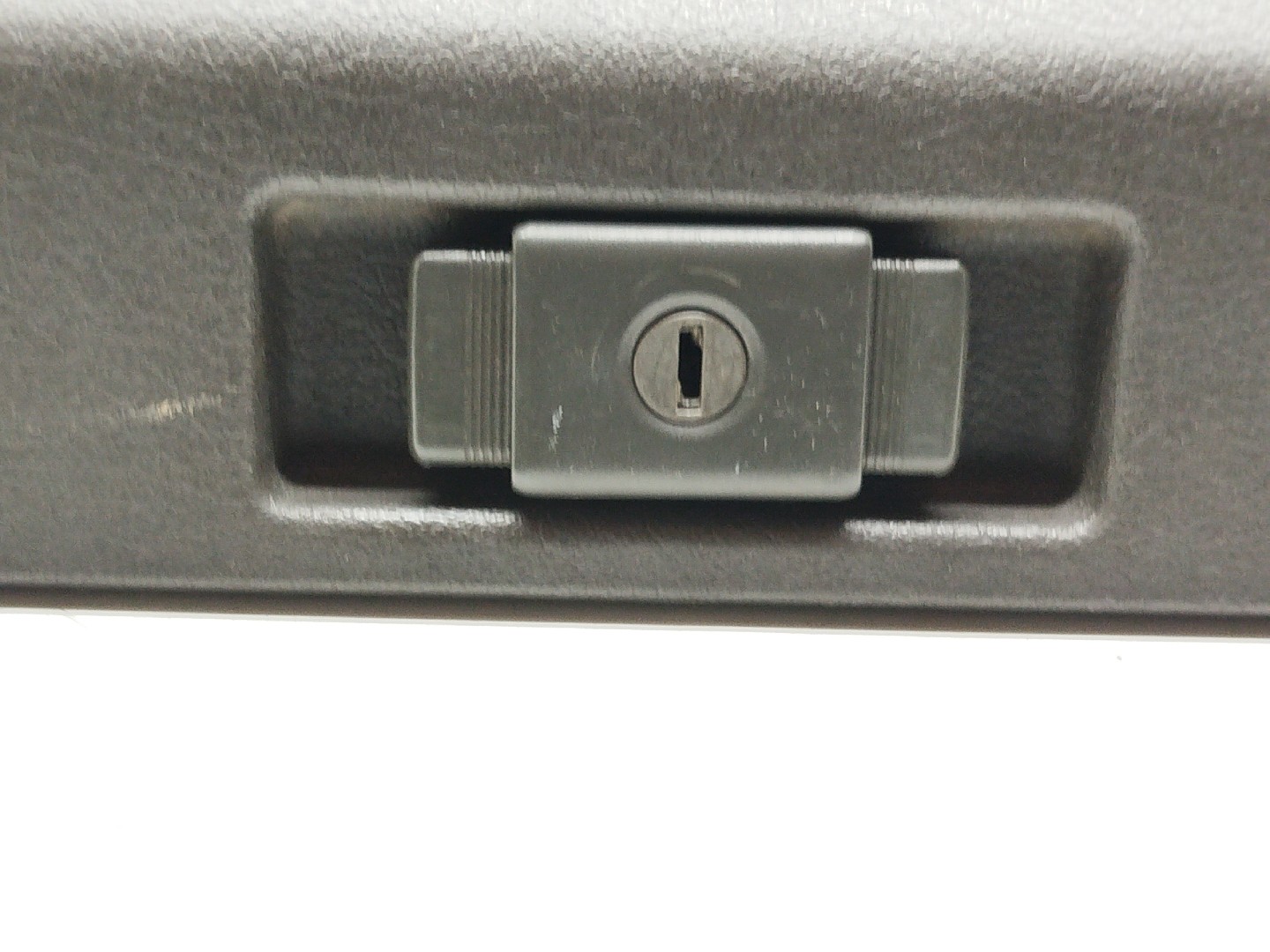 Porta luvas NISSAN BLUEBIRD (T72 , T12, U12) | 85 - 90 Imagem-7