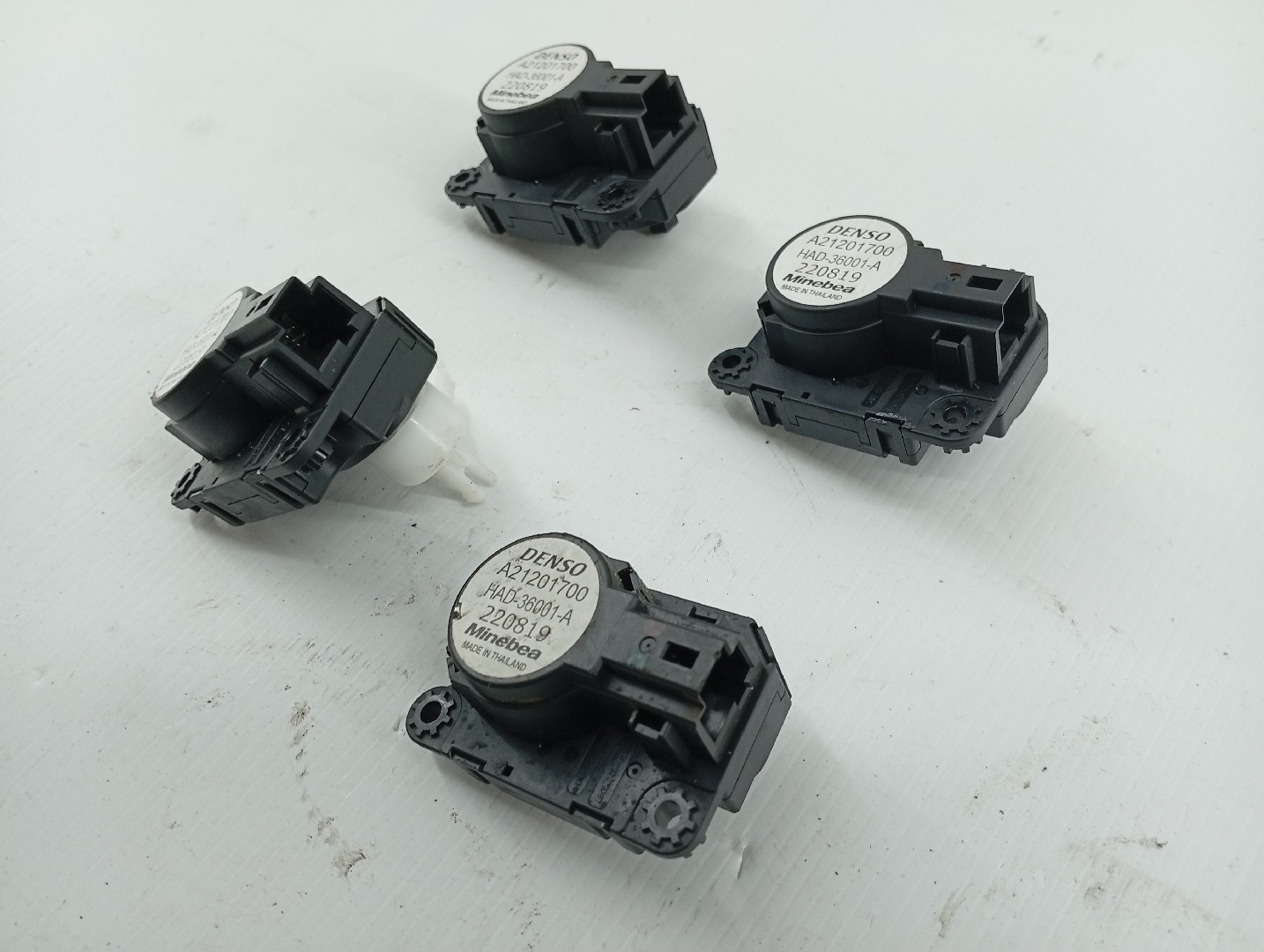 Motores atuadores de sofagem PEUGEOT 5008 II | 16 -  Imagem-1