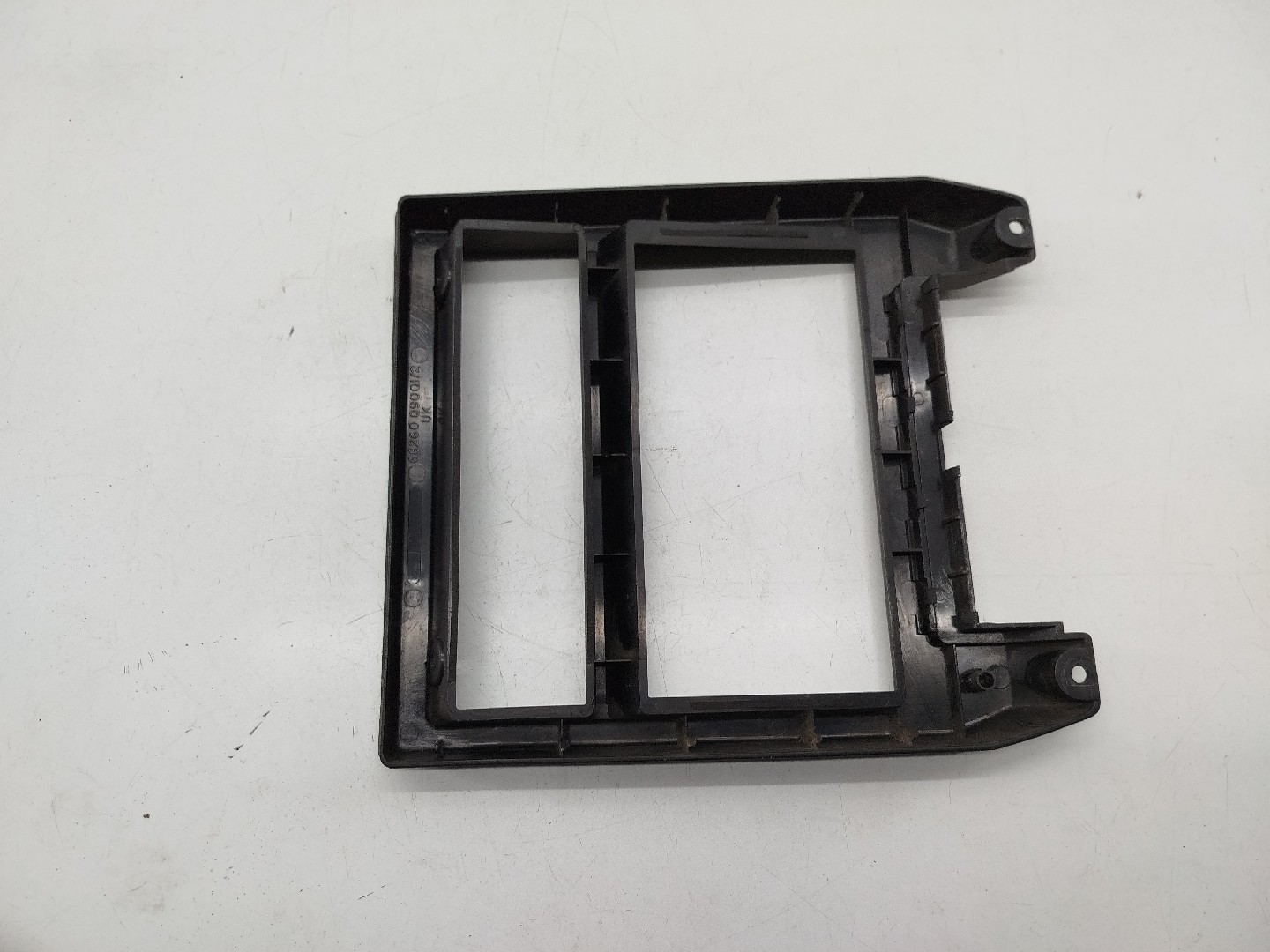 Moldura Consola Central NISSAN BLUEBIRD (T72 , T12, U12) | 85 - 90 Imagem-2