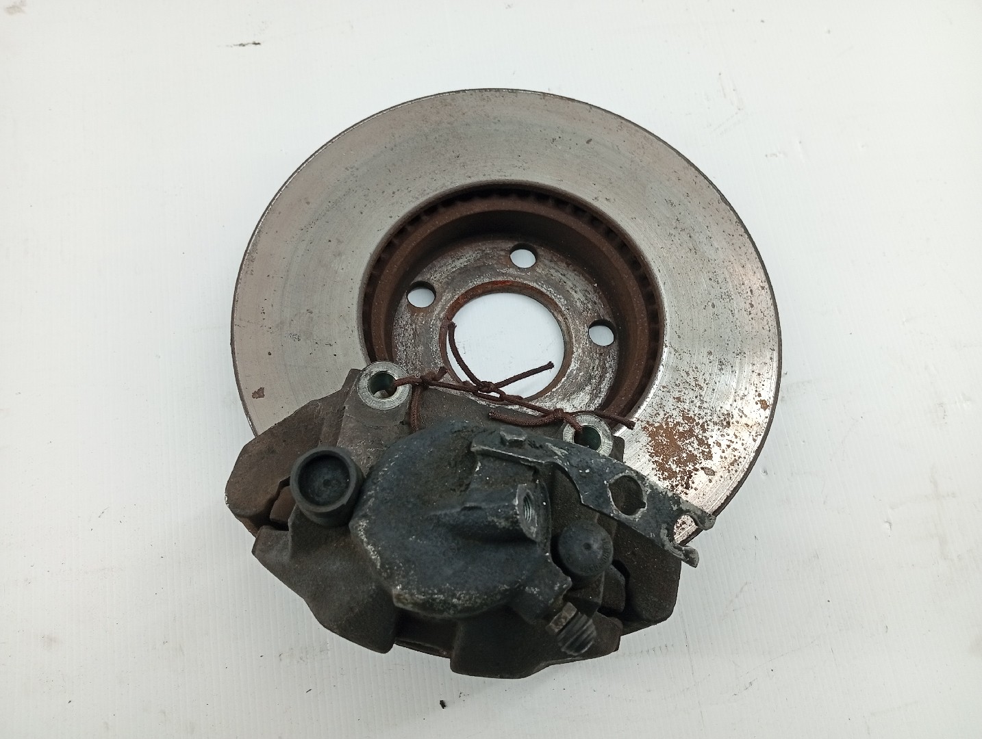 Pinça frente direita VOLKSWAGEN PASSAT (3B2) | 96 - 01 Imagem-1