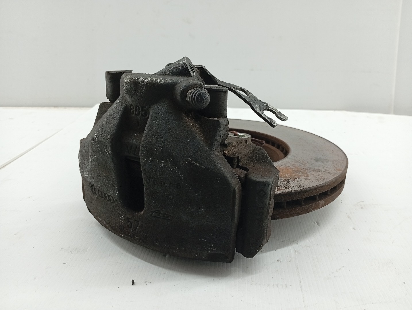 Pinça frente direita VOLKSWAGEN PASSAT (3B2) | 96 - 01 Imagem-3