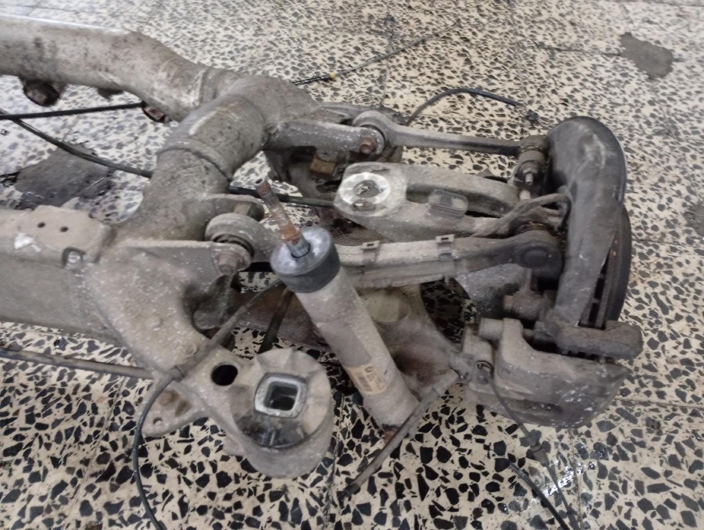 Eixo traseiro MERCEDES-BENZ C-CLASS (W204) | 07 - 15 Imagem-4