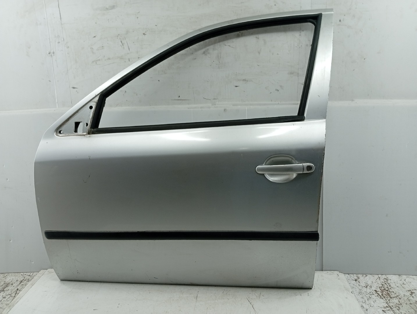Porta Frente Esquerda SKODA OCTAVIA I (1U2) | 96 - 10