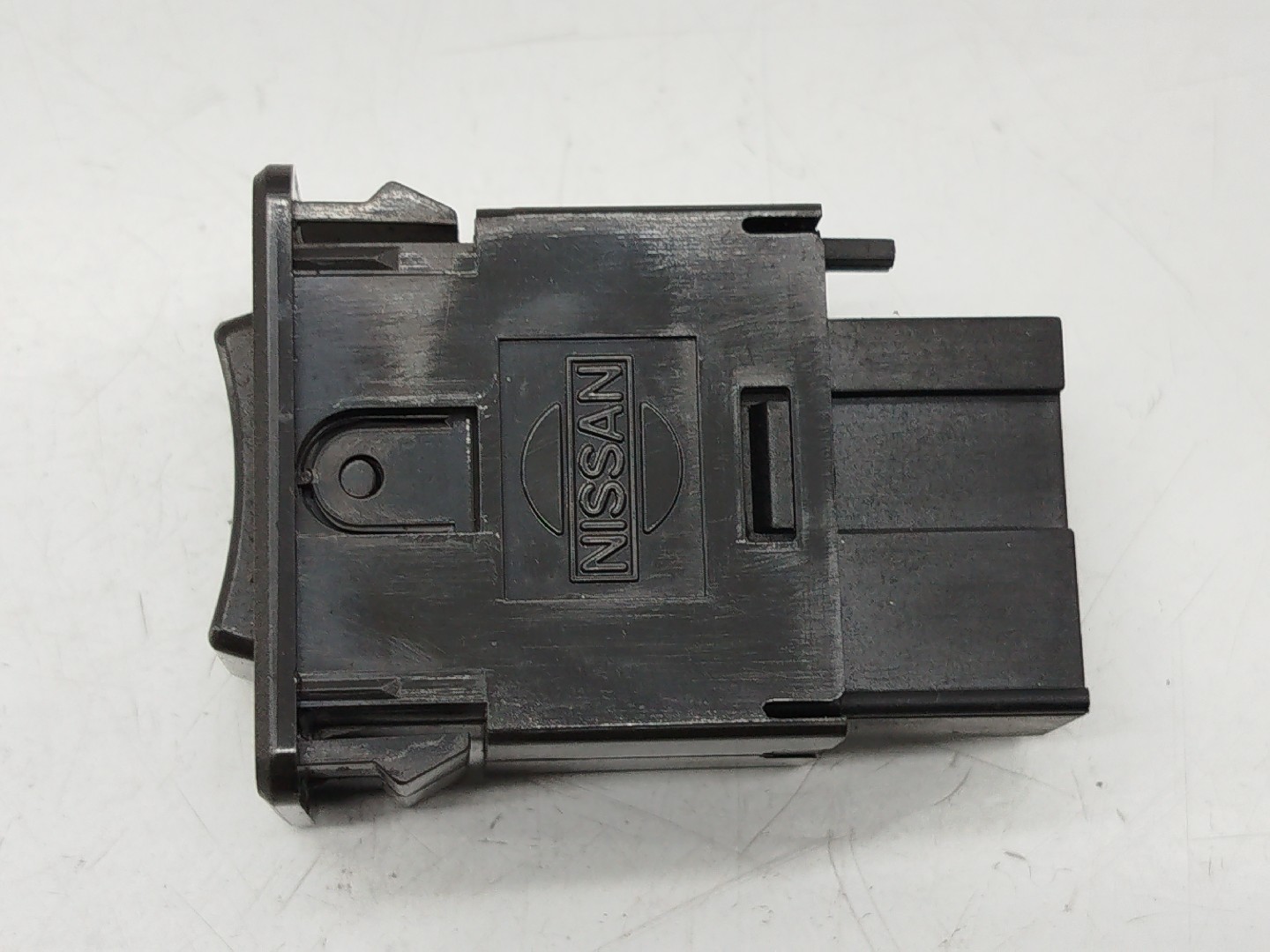 Interruptor de Luzes NISSAN BLUEBIRD (T72 , T12, U12) | 85 - 90 Imagem-1