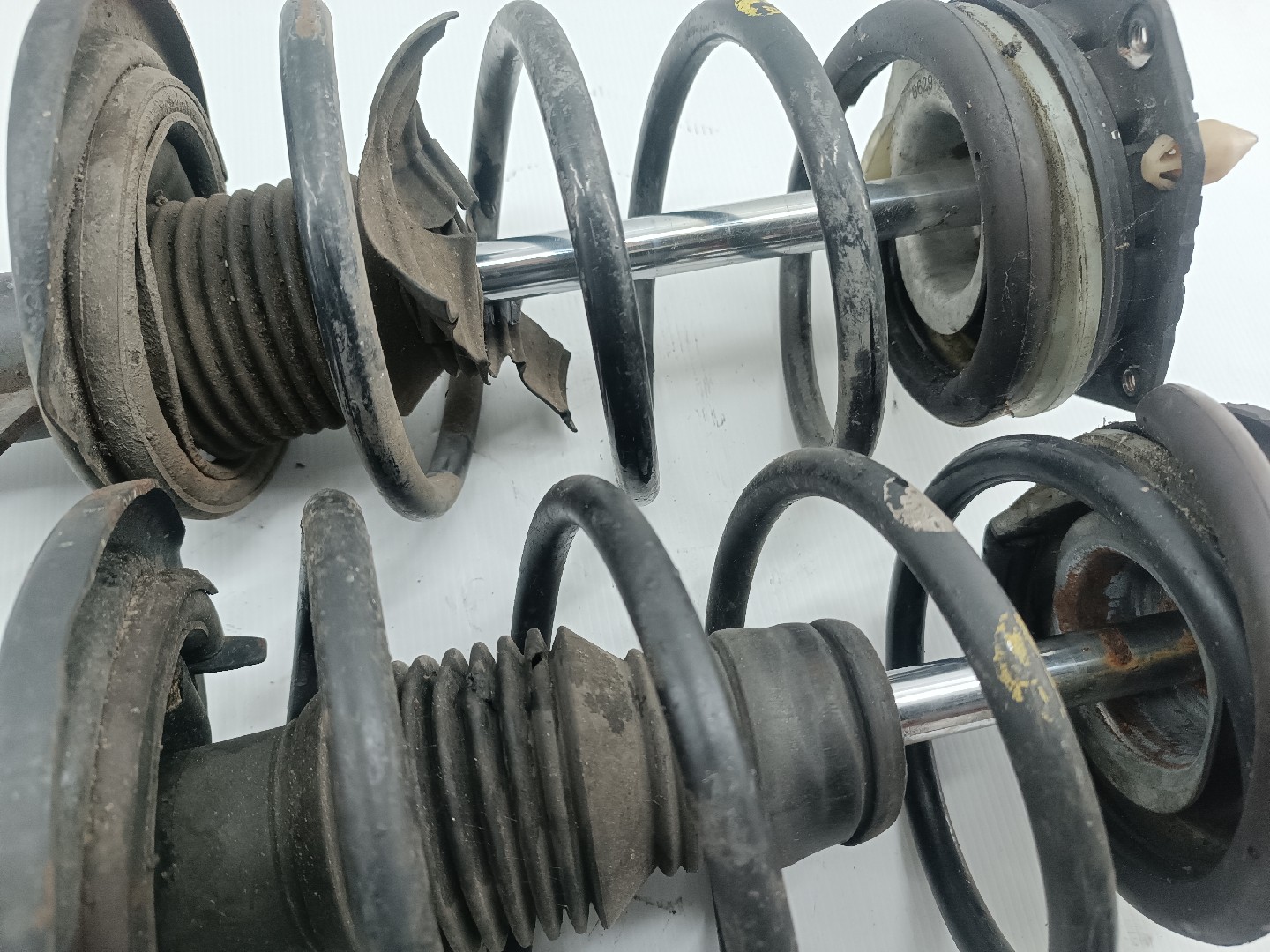 Amortecedores da frente RENAULT GRAND SCÉNIC II (JM0/1_) | 04 - 09 Imagem-1