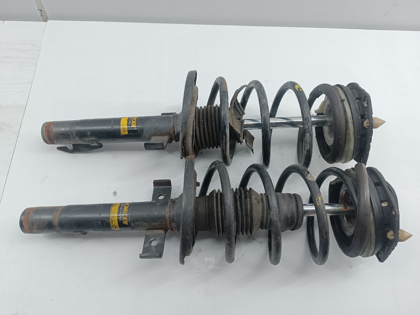 Amortecedores da frente RENAULT GRAND SCÉNIC II (JM0/1_) | 04 - 09