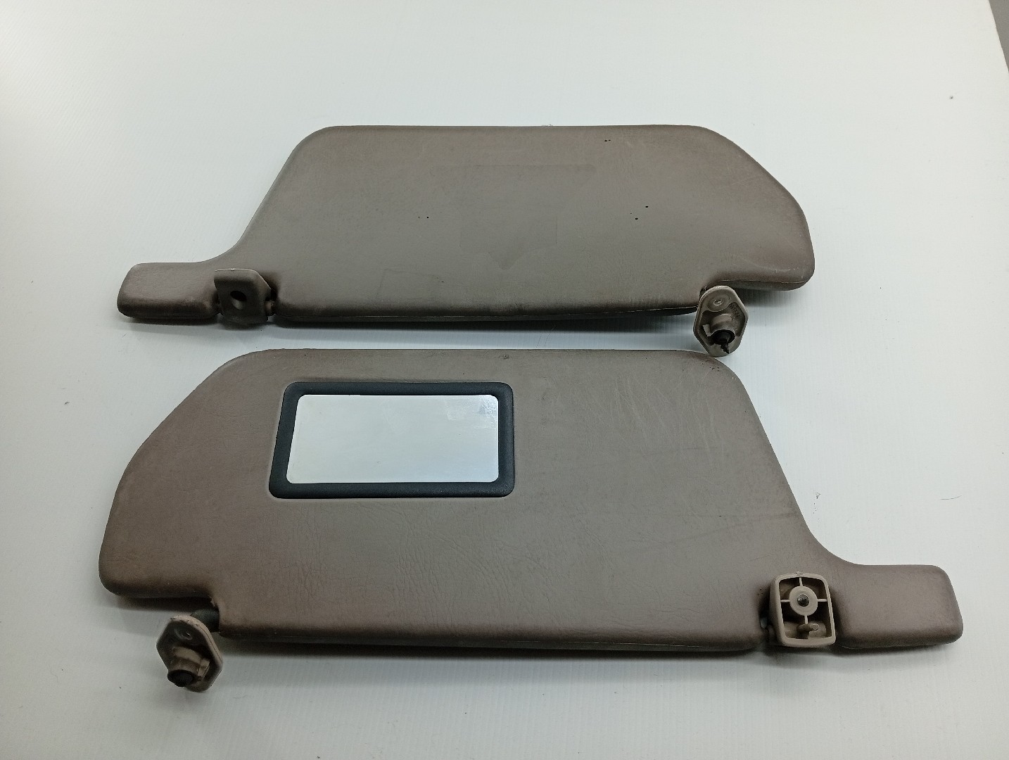 Conjunto 2 Palas de Sol NISSAN BLUEBIRD (T72 , T12, U12) | 85 - 90 Imagem-3