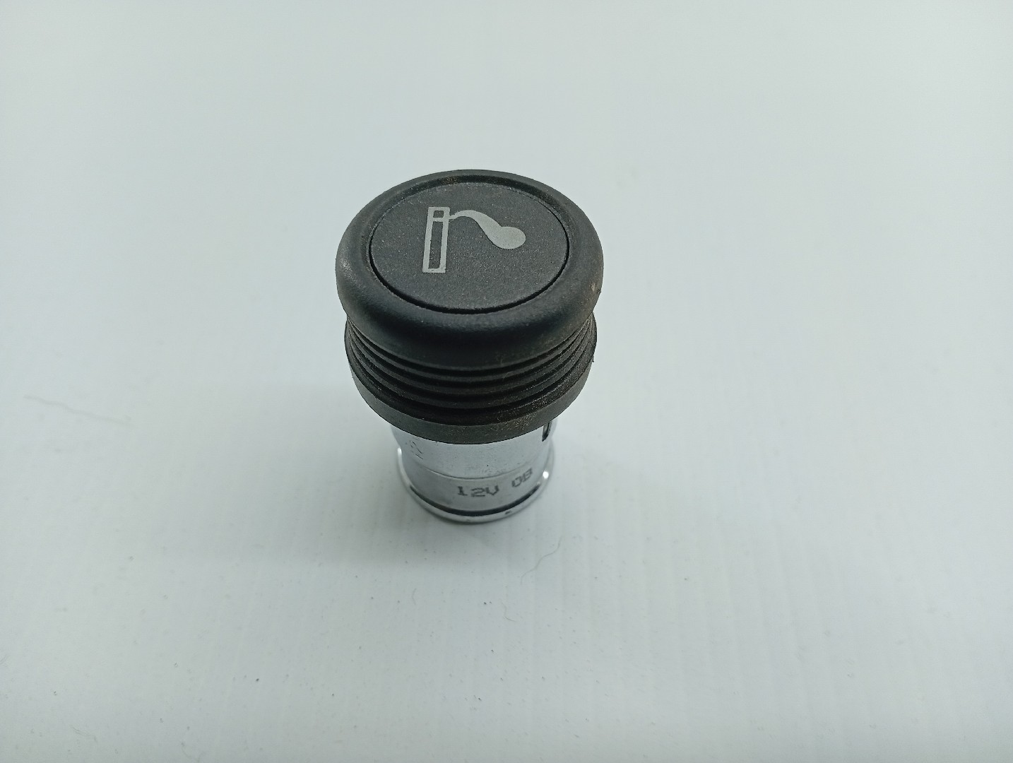 Isqueiro NISSAN BLUEBIRD (T72 , T12, U12) | 85 - 90 Imagem-2