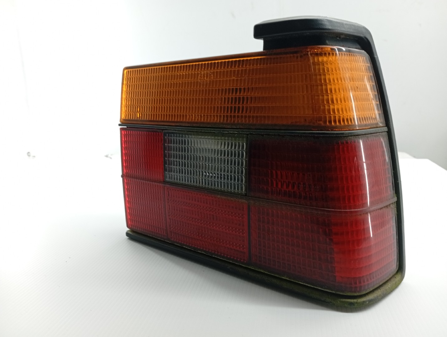 Farolim Stop Direito VOLKSWAGEN JETTA II (19E, 1G2, 165) | 83 - 92 Imagem-1