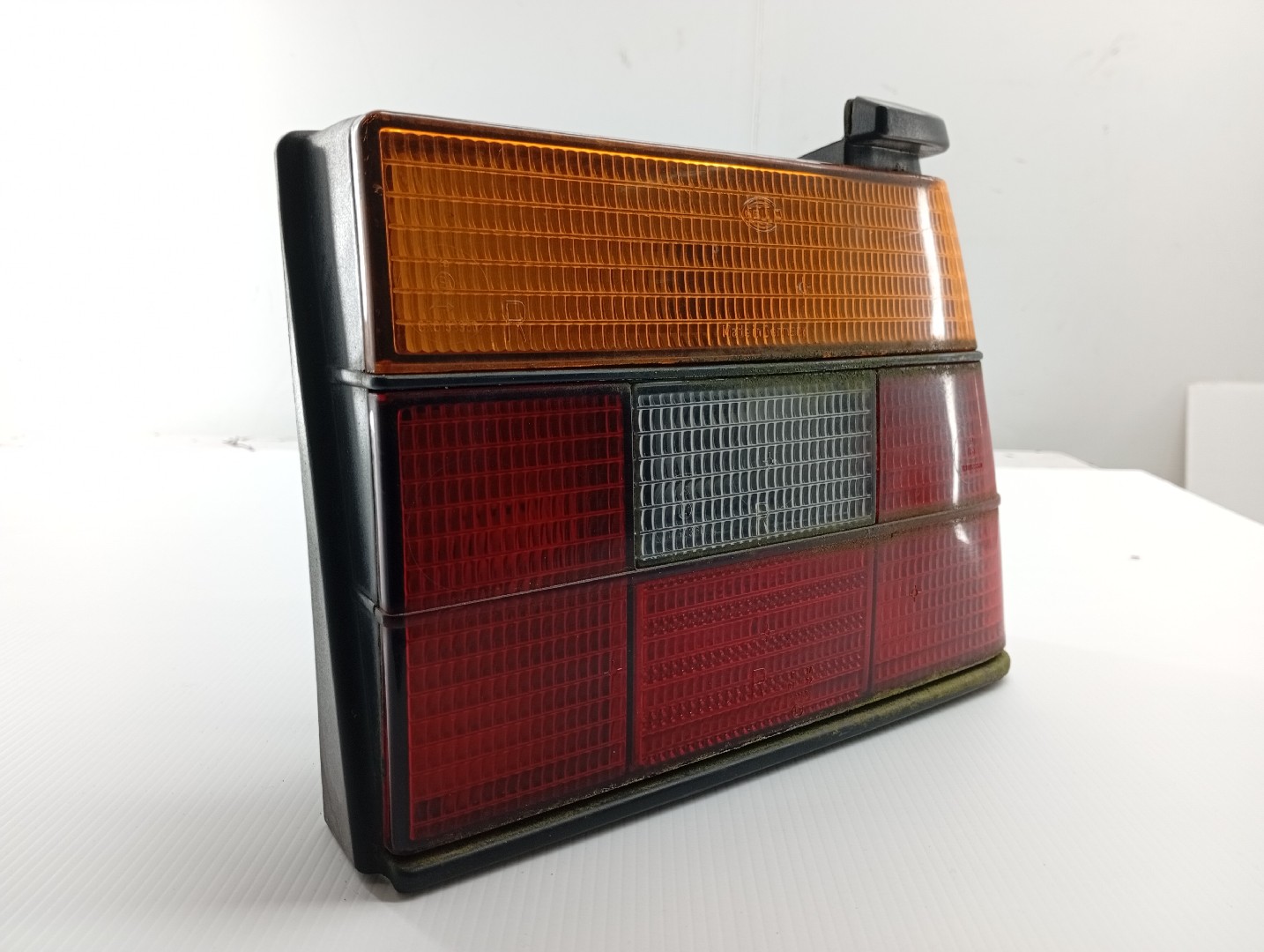 Farolim Stop Direito VOLKSWAGEN JETTA II (19E, 1G2, 165) | 83 - 92