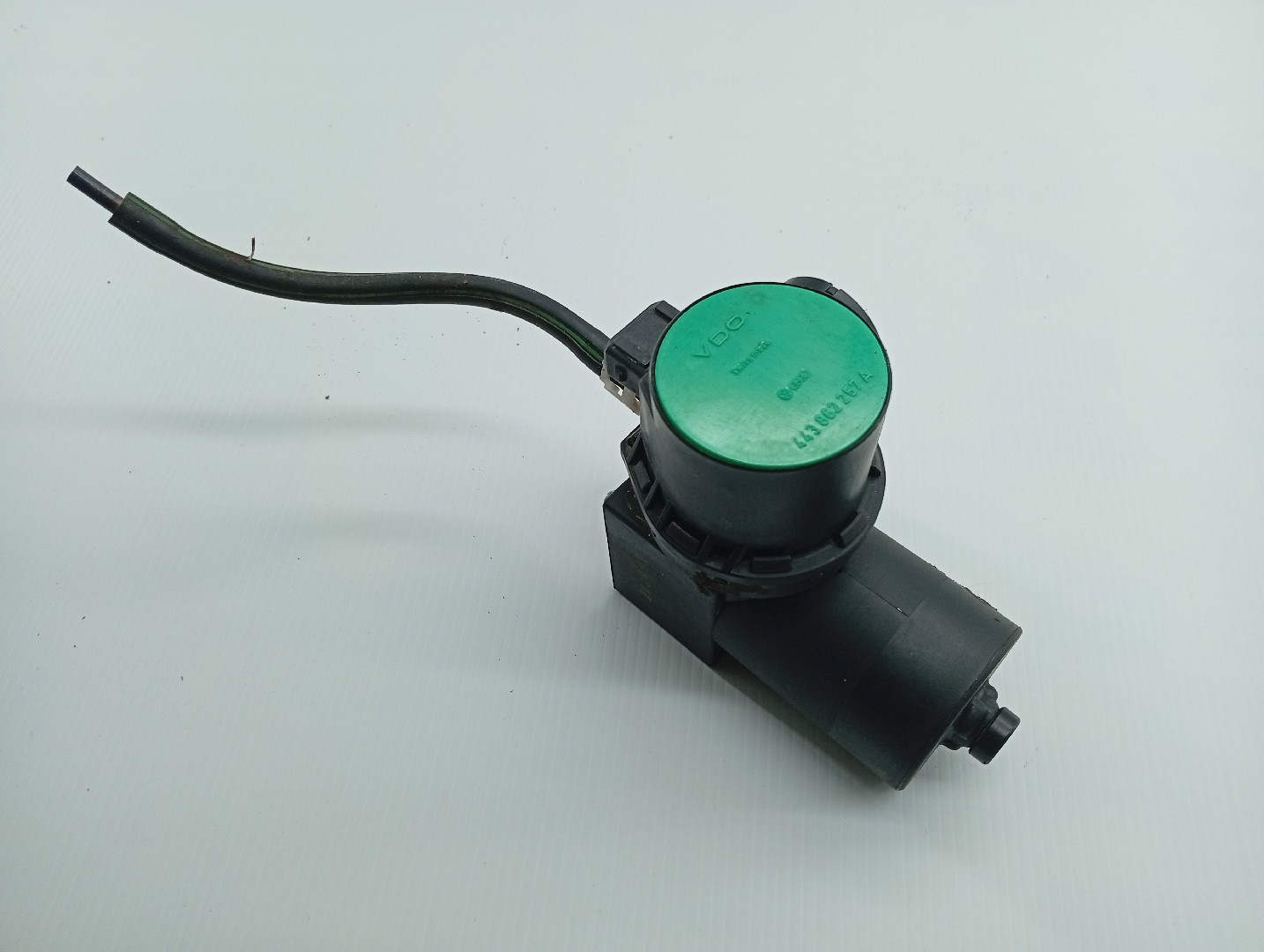 Módulo de Fecho Central VOLKSWAGEN JETTA II (19E, 1G2, 165) | 83 - 92