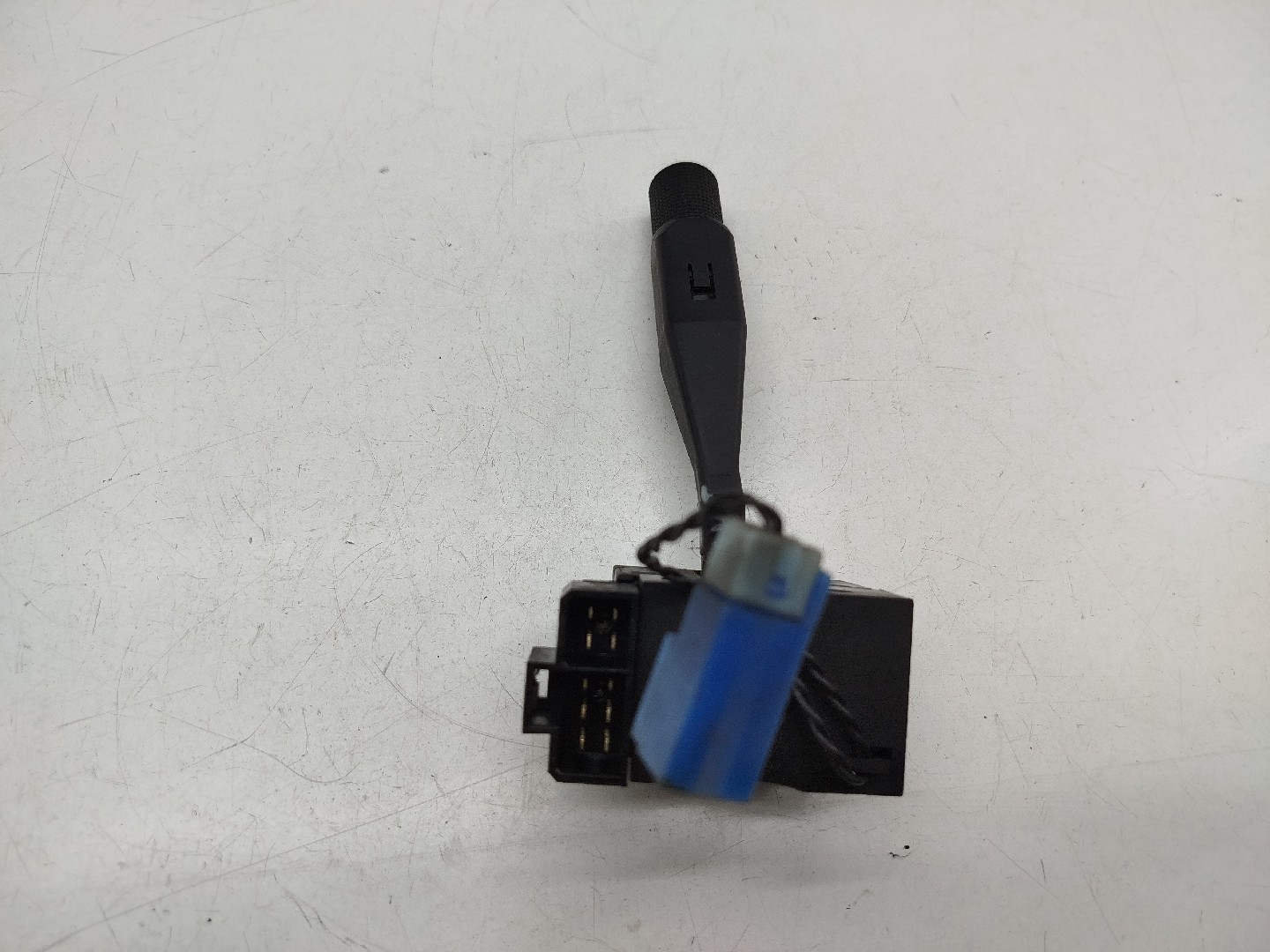 Comutador de limpa-para-brisas NISSAN BLUEBIRD (T72 , T12, U12) | 85 - 90 Imagem-1