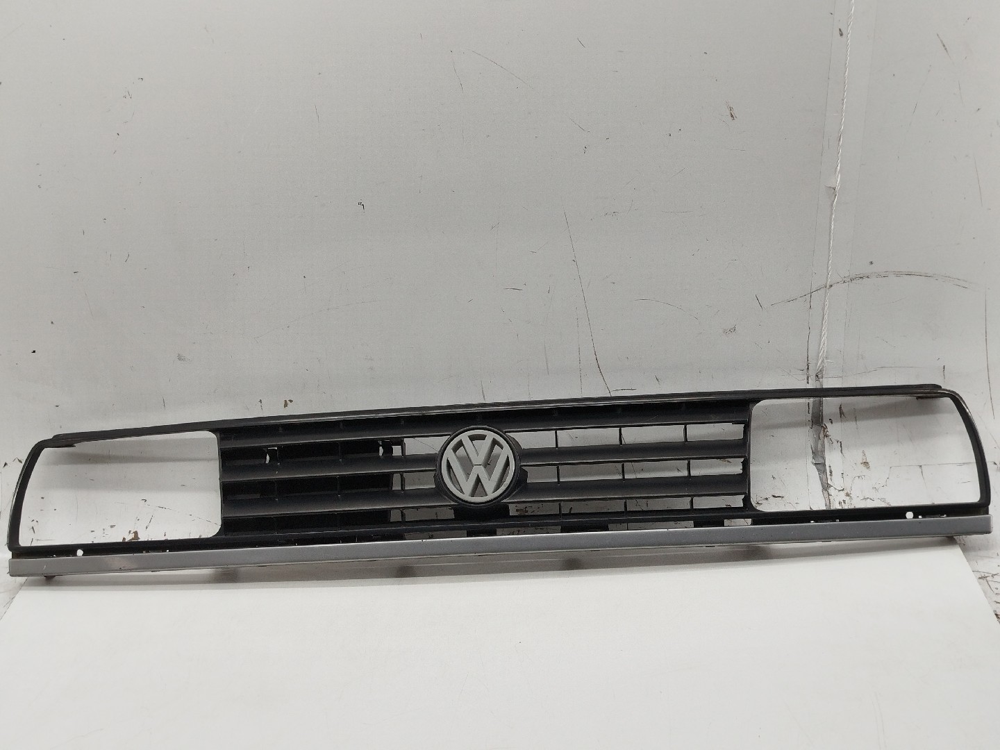 Grelha da Frente VOLKSWAGEN JETTA II (19E, 1G2, 165) | 83 - 92 Imagem-6