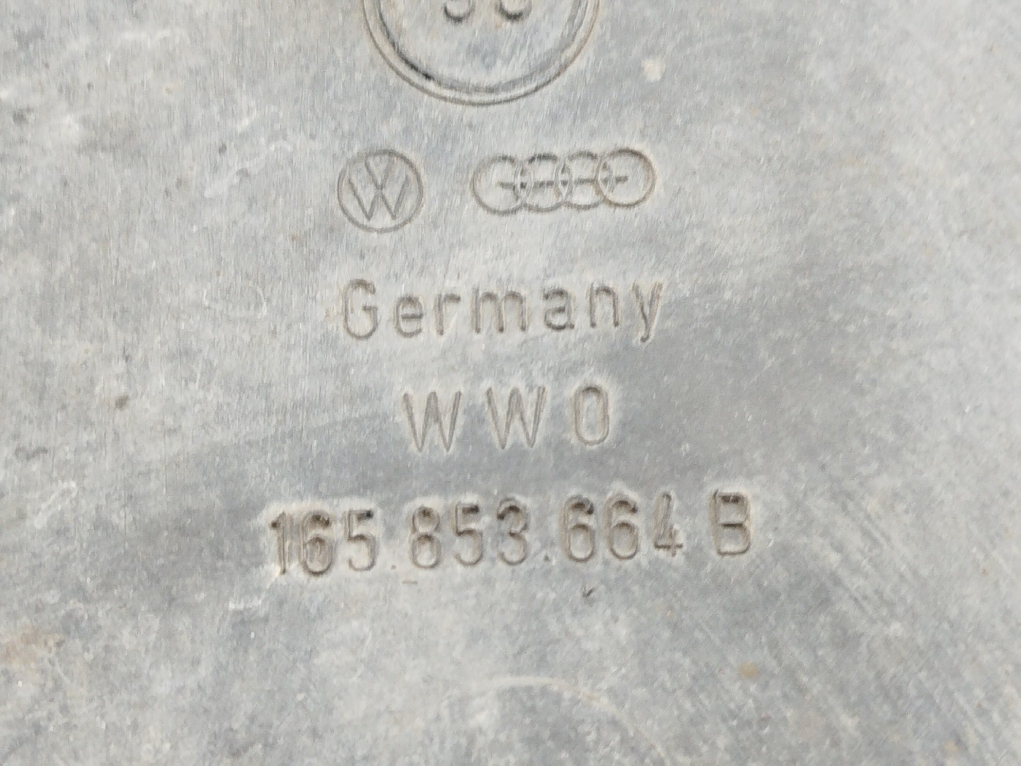 Grelha da Frente VOLKSWAGEN JETTA II (19E, 1G2, 165) | 83 - 92 Imagem-5