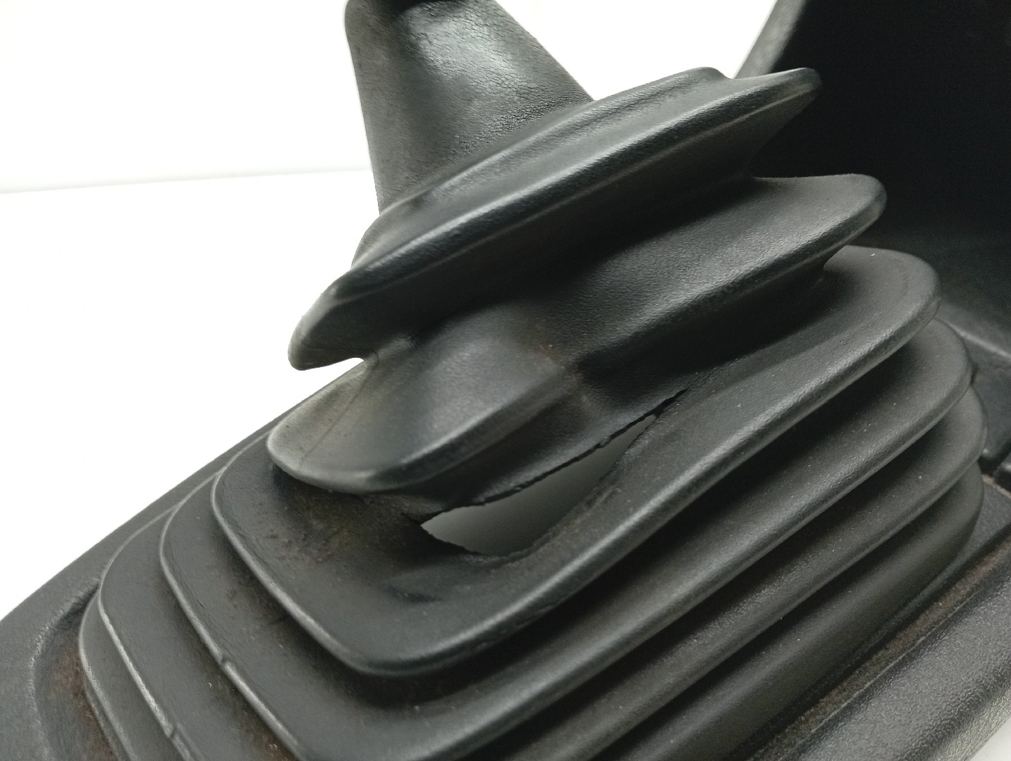 Consola central com fole de mudanças VOLKSWAGEN JETTA II (19E, 1G2, 165) | 83 - 92 Imagem-3