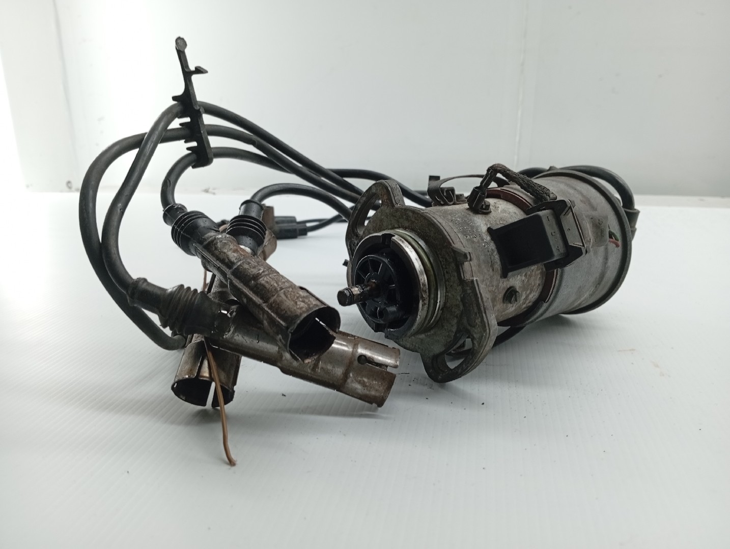 Distribuidor de Ignição VOLKSWAGEN JETTA II (19E, 1G2, 165) | 83 - 92 Imagem-2