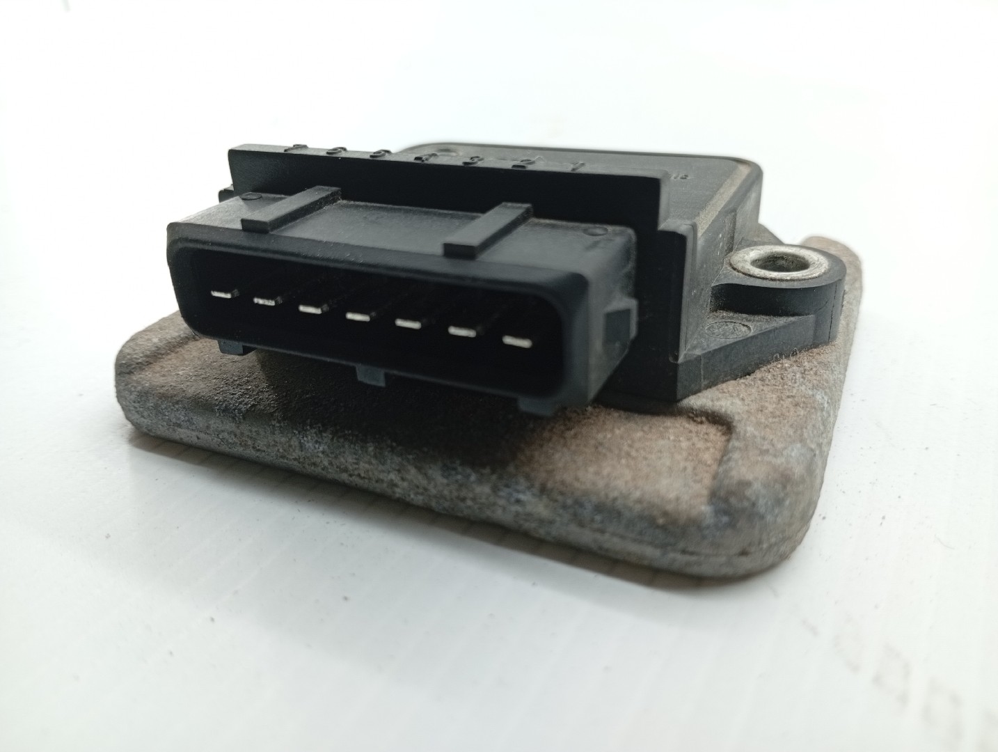 Unidade de control VOLKSWAGEN JETTA II (19E, 1G2, 165) | 83 - 92 Imagem-3