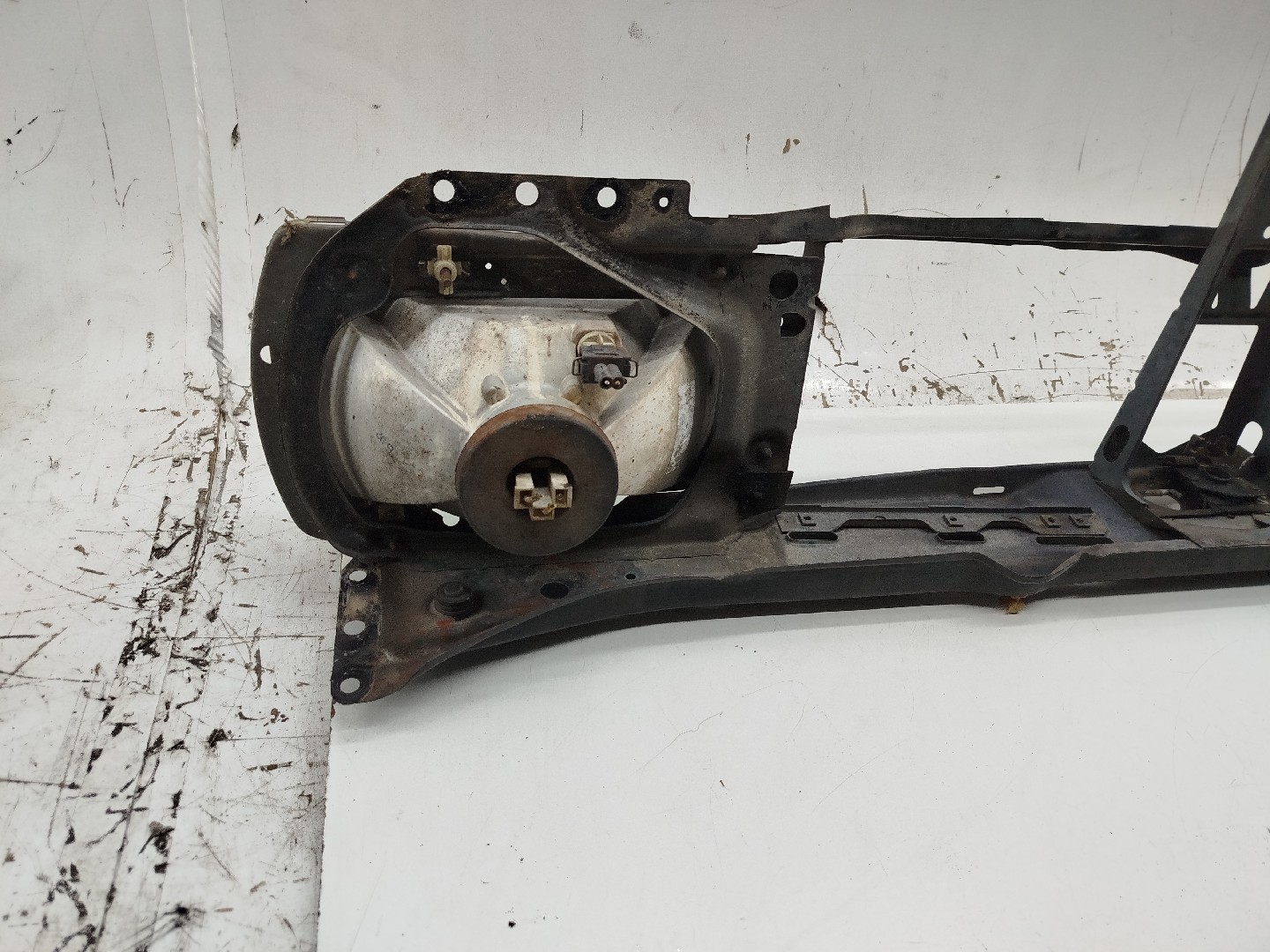 Frente em Fibra ou Chapa VOLKSWAGEN JETTA II (19E, 1G2, 165) | 83 - 92 Imagem-4