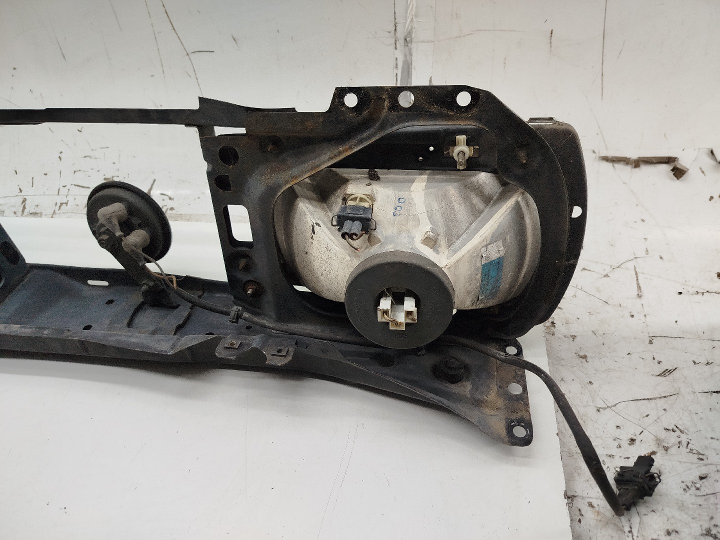 Frente em Fibra ou Chapa VOLKSWAGEN JETTA II (19E, 1G2, 165) | 83 - 92 Imagem-3